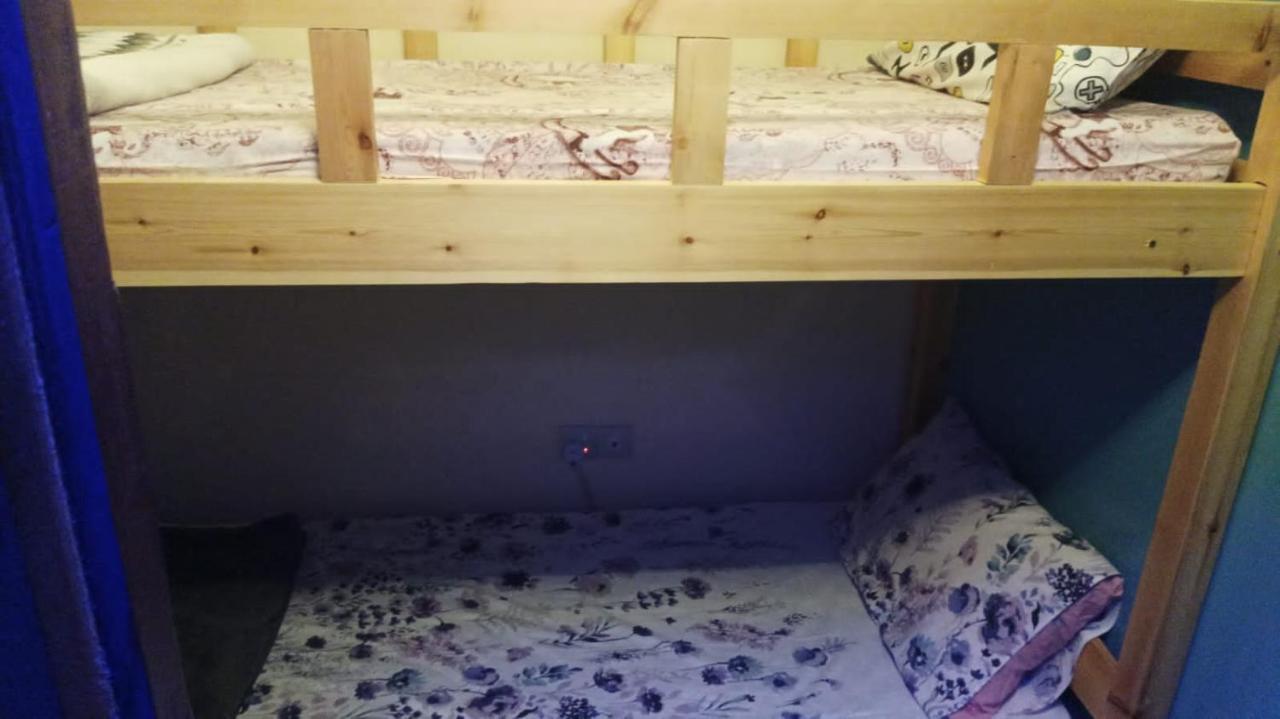 Moon Backpackers , Al Rigga , Partition For Couples And For Singles Lejlighed Dubai Eksteriør billede
