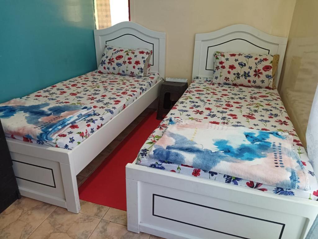 Moon Backpackers , Al Rigga , Partition For Couples And For Singles Lejlighed Dubai Eksteriør billede